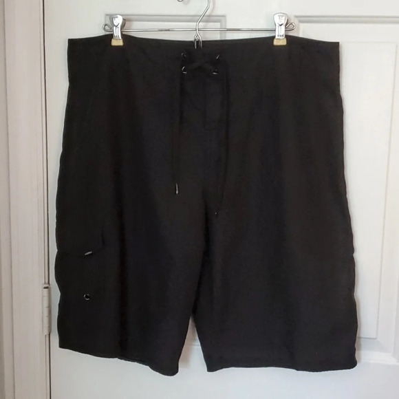 O'Neill Mens Black Board Shorts - Picture 1 of 10